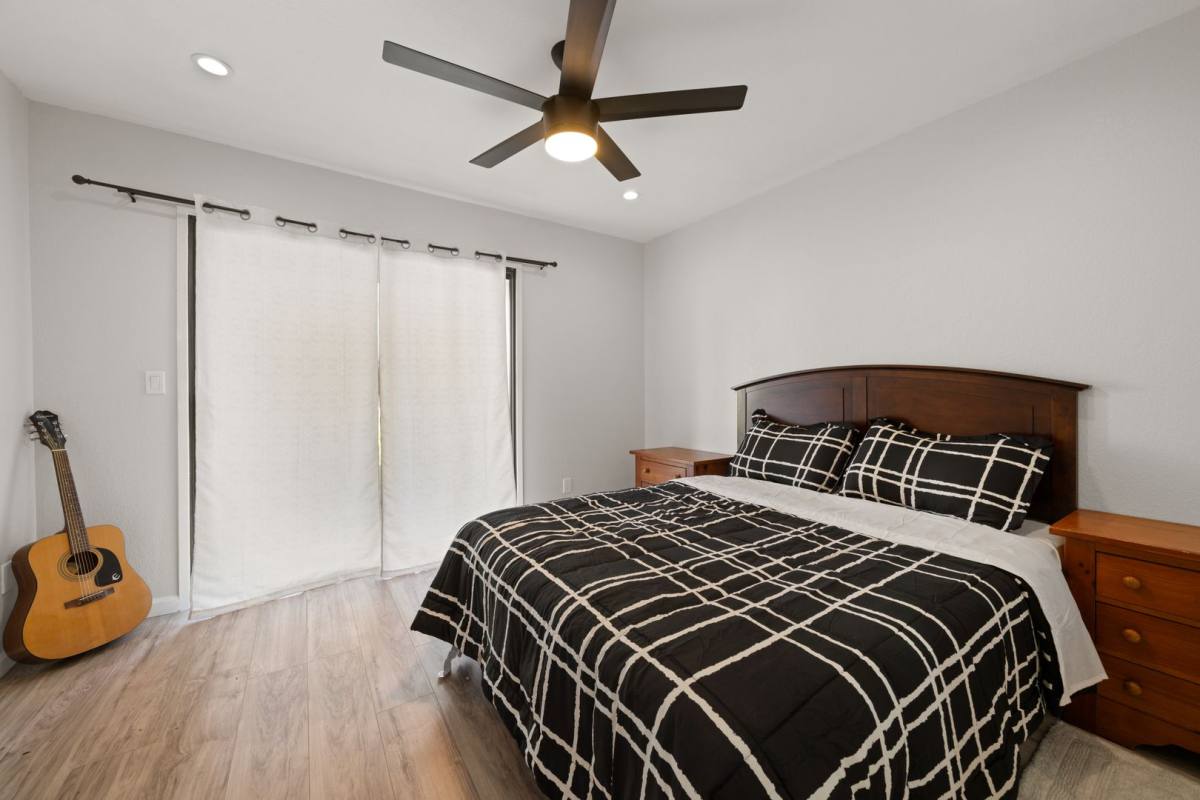 Condo for rent at 14500 Las Palmas Dr, Bakersfield, CA 93306