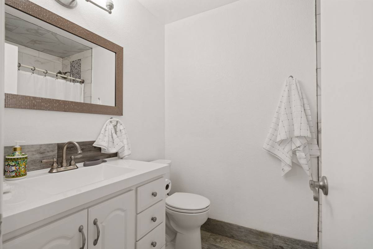 Condo for rent at 14500 Las Palmas Dr, Bakersfield, CA 93306
