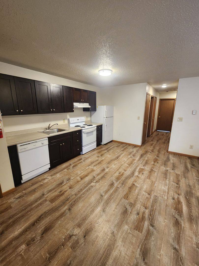Apartment for rent at 1420 6th St, Charleston, IL 61920