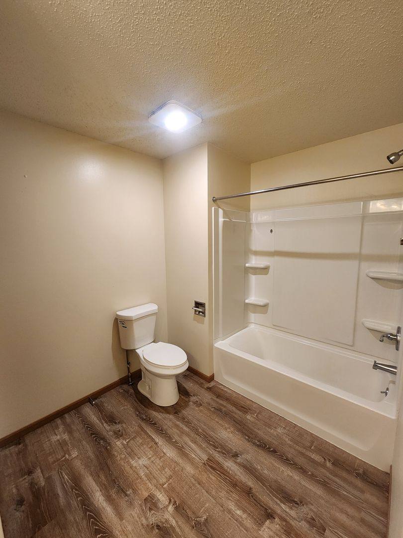 Apartment for rent at 1420 6th St, Charleston, IL 61920
