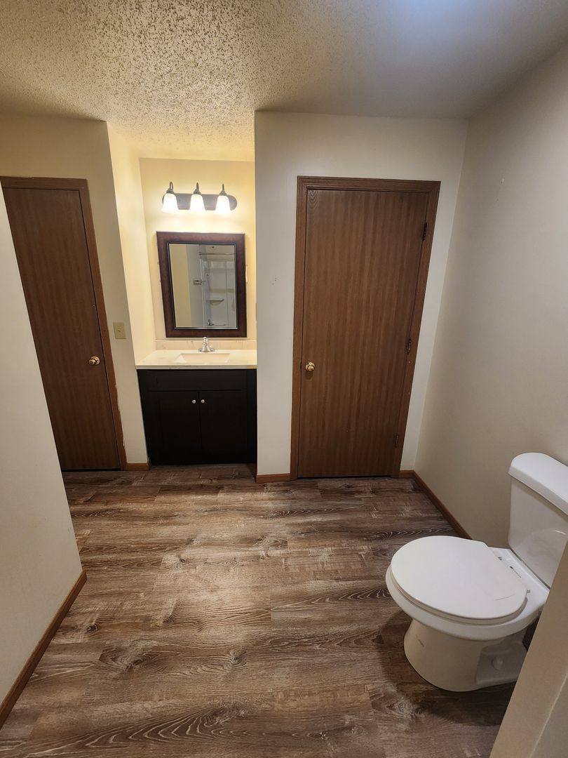 Apartment for rent at 1420 6th St, Charleston, IL 61920