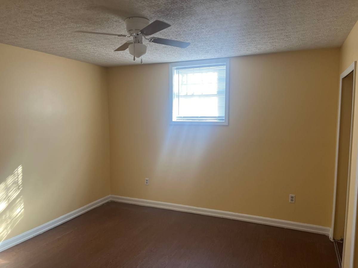 Apartment for rent at 102 Virgil Court, Radcliff, KY 40160