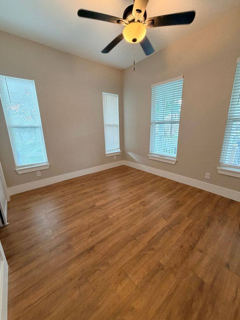 House for rent at 439 Dunning Ave, San Antonio, TX 78210