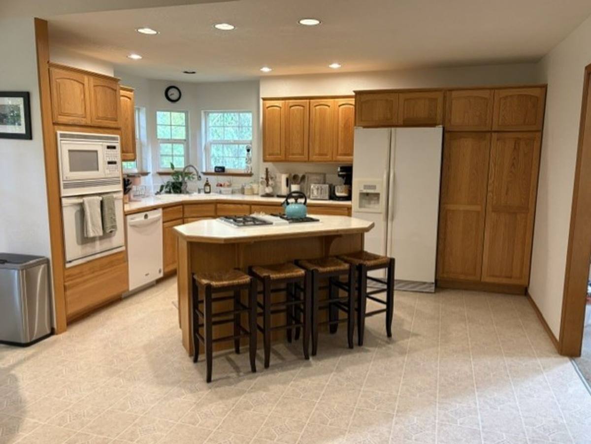 House for rent at 4007 74th Ave Court NW, Gig Harbor, WA 98335