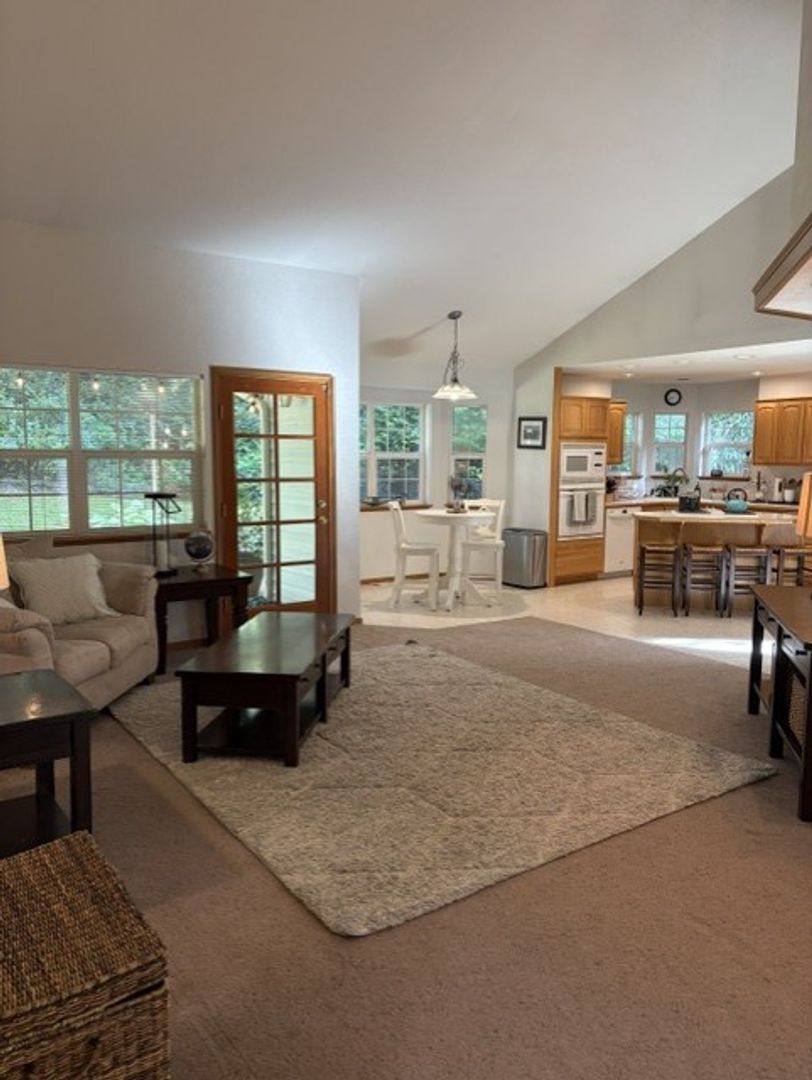 House for rent at 4007 74th Ave Court NW, Gig Harbor, WA 98335