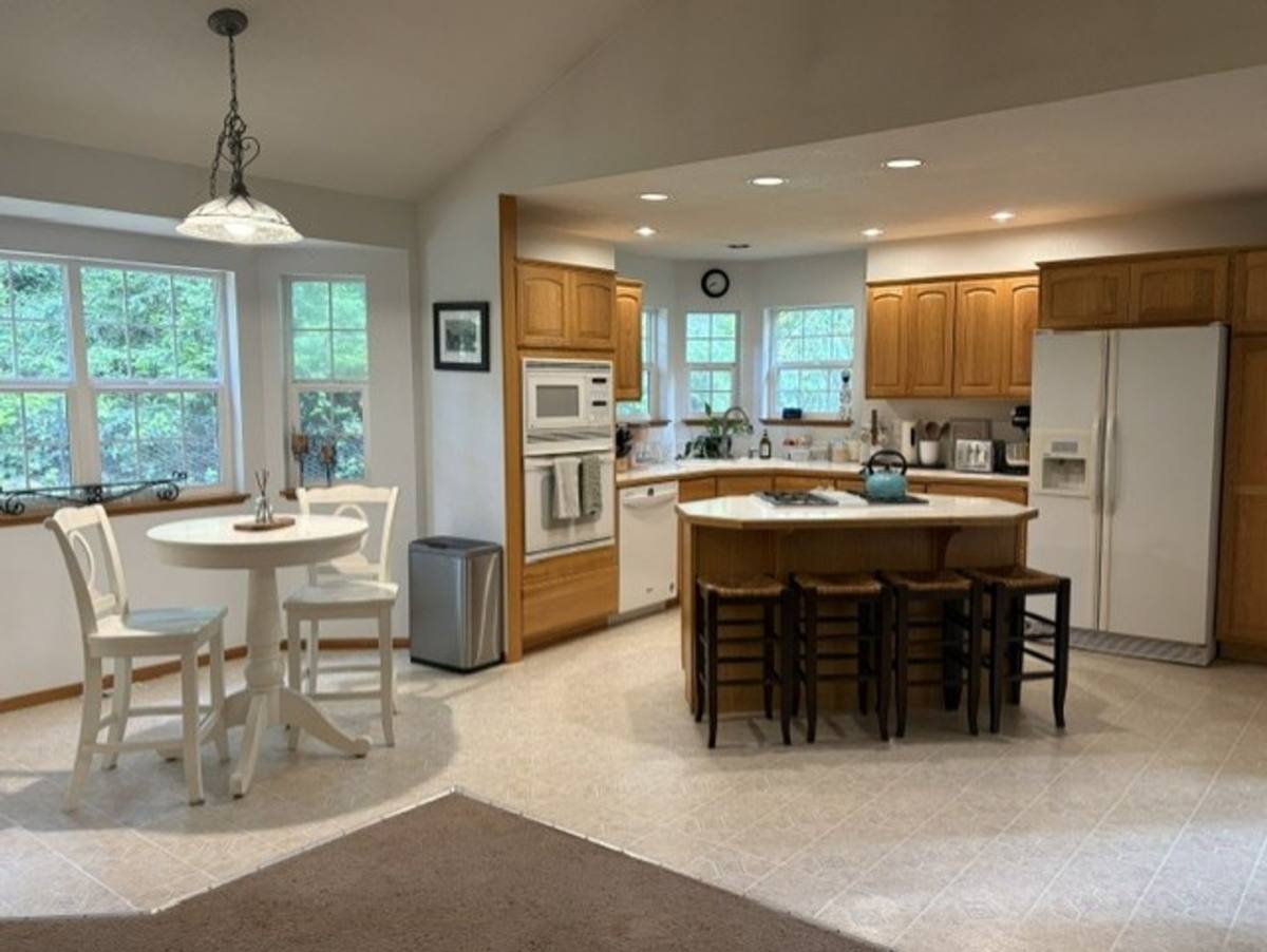 House for rent at 4007 74th Ave Court NW, Gig Harbor, WA 98335