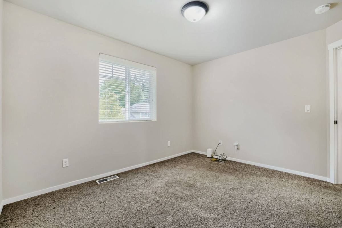 House for rent at 612 169th St SW, Lynnwood, WA 98037