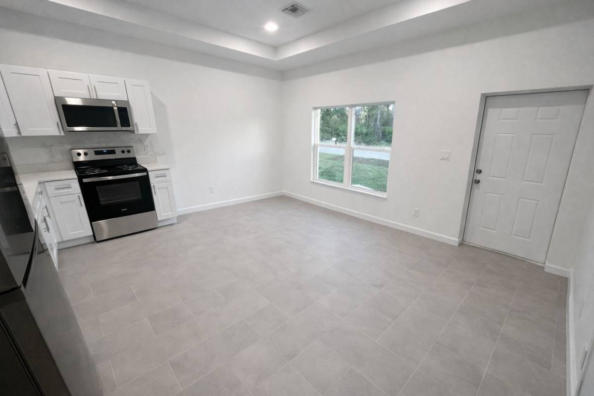 House for rent at 4187 E 26th St, Alva, FL 33920