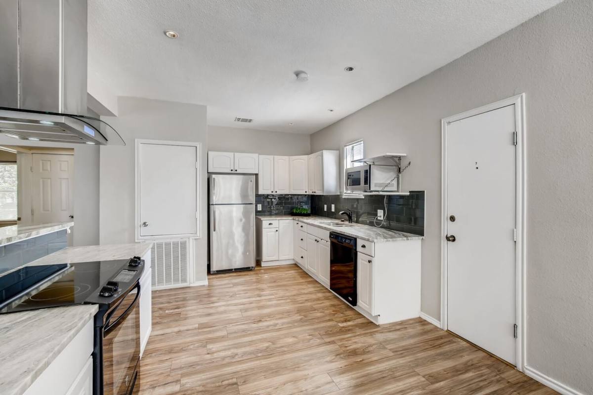 House for rent at 400 Eleanor Ave, San Antonio, TX 78209