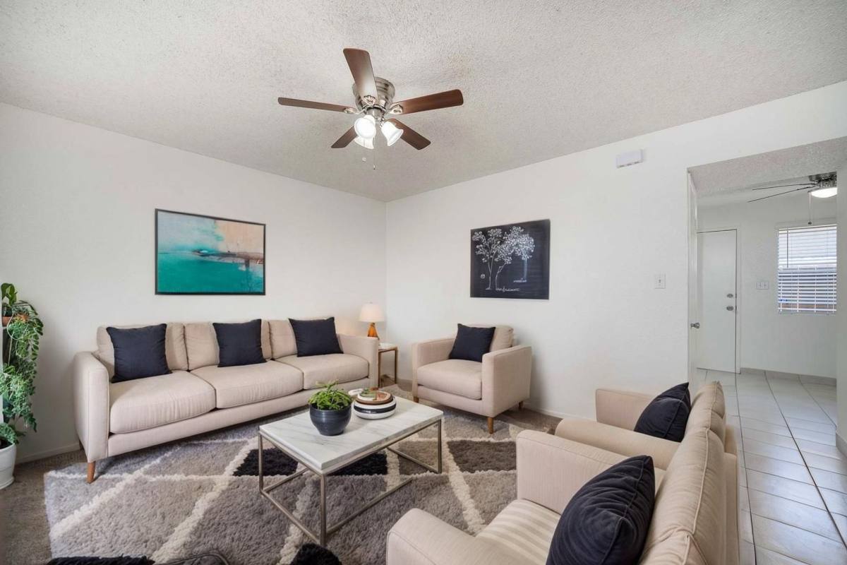 Townhouse for rent at 4215 Teal St, Bakersfield, CA 93304