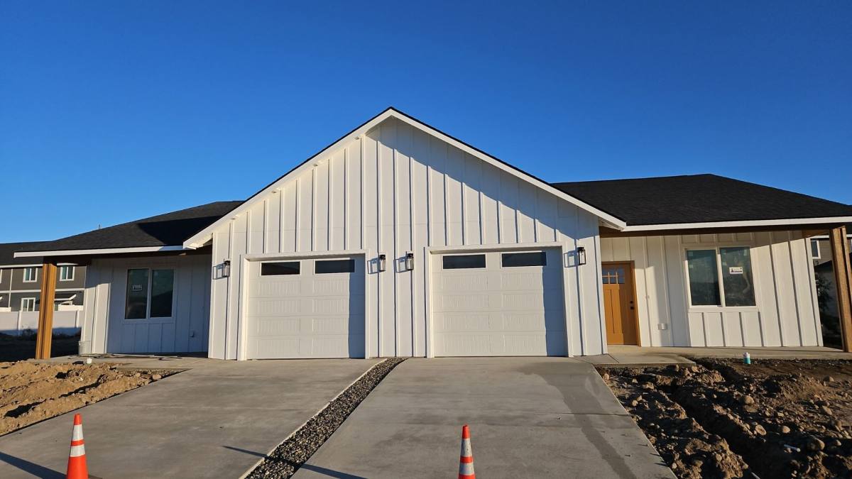 Apartment for rent at 910 5th Ave, Ephrata, WA 98823