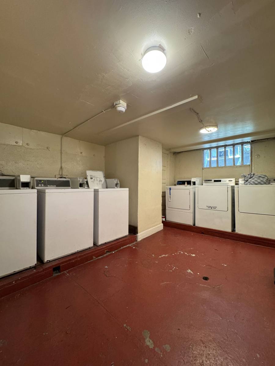 Apartment for rent at 447 S Rampart Blvd, Los Angeles, CA 90057