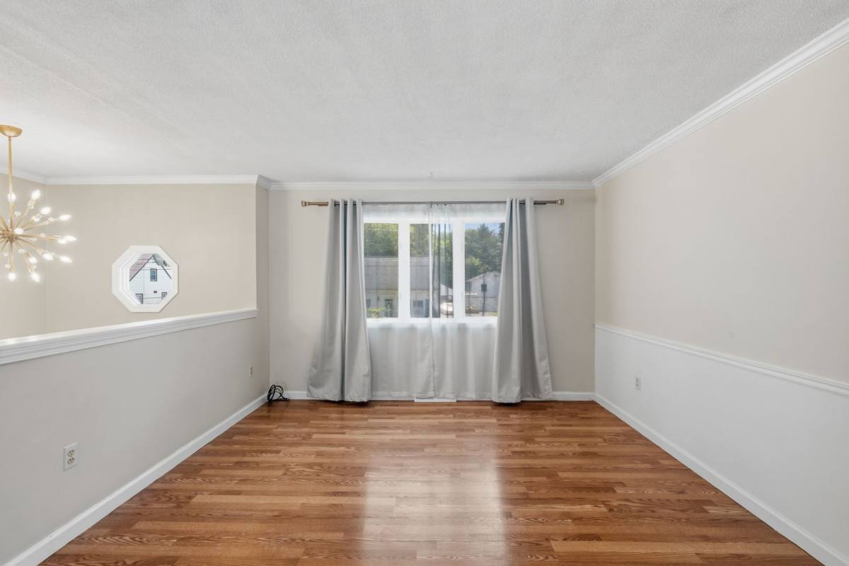 House for rent at 290 Tremont St, Springfield, MA 01104