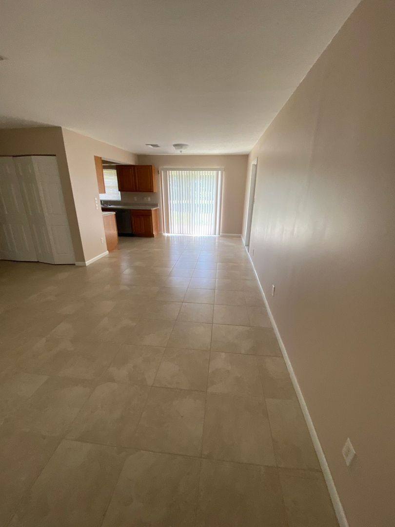 House for rent at 2656 Navajo Ave, Fort Pierce, FL 34946