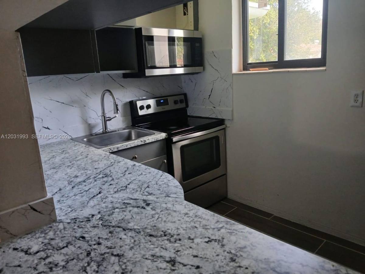 House for rent at 1400 NE 148th St, Miami, FL 33161