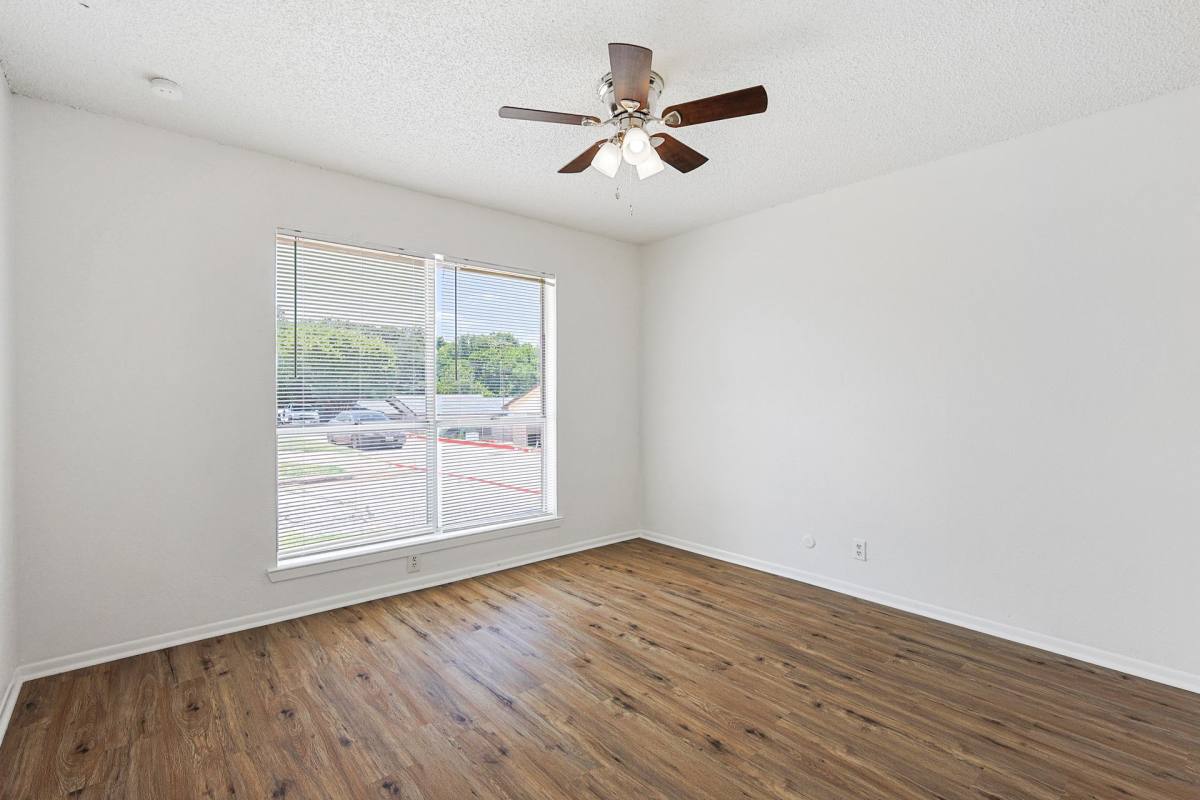 Apartment for rent at 2637 W Randol Mill Rd, Arlington, TX 76012
