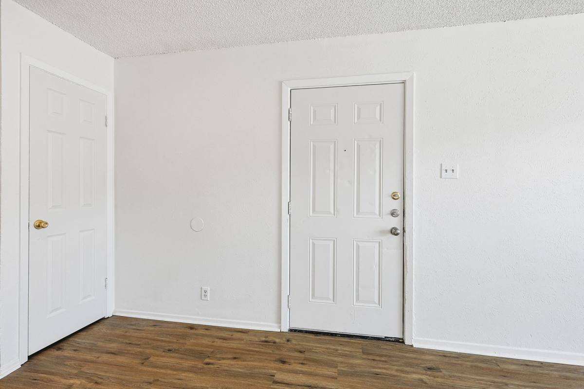 Apartment for rent at 2637 W Randol Mill Rd, Arlington, TX 76012