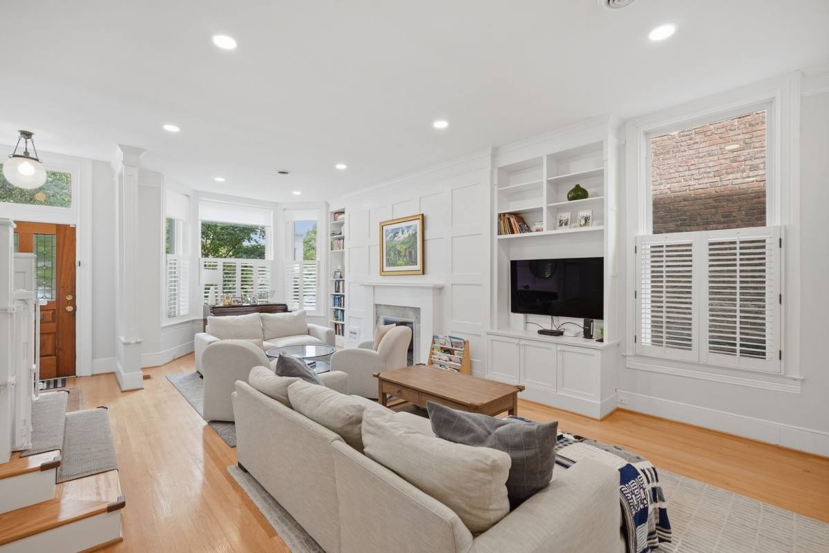 House for rent at 315 5th St NE, Washington, DC 20017