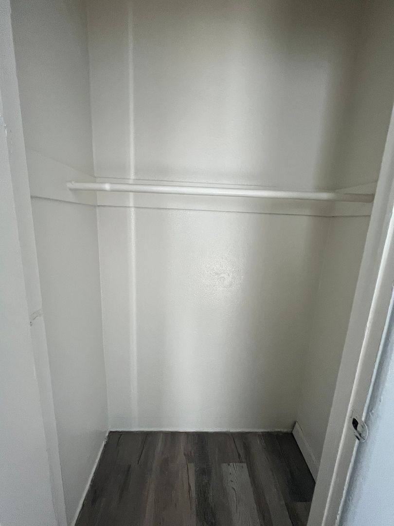 Apartment for rent at 417-453 W Cowles St, Long Beach, CA 90813