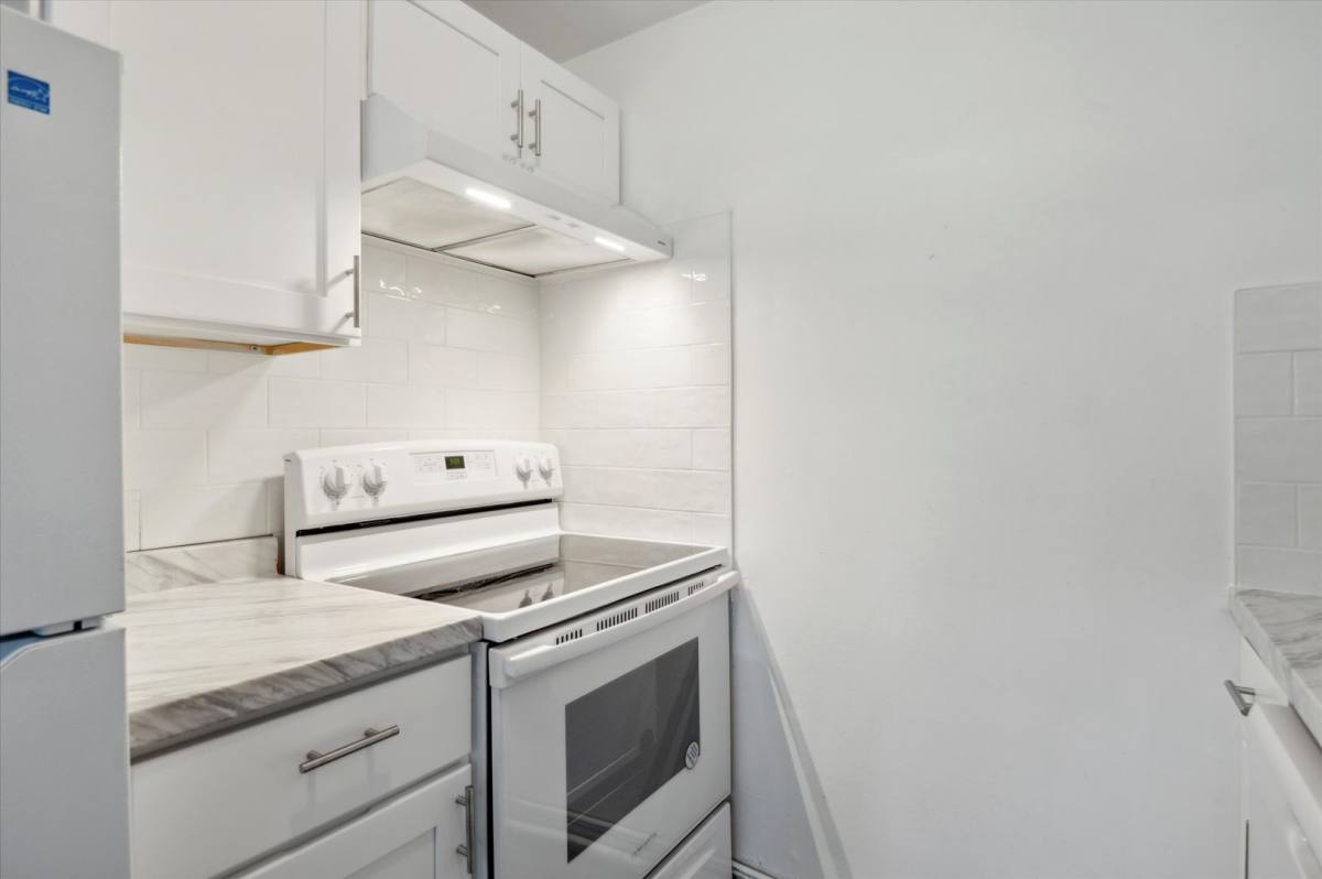 Apartment for rent at 51 Oakland Ave, West Grove, PA 19390
