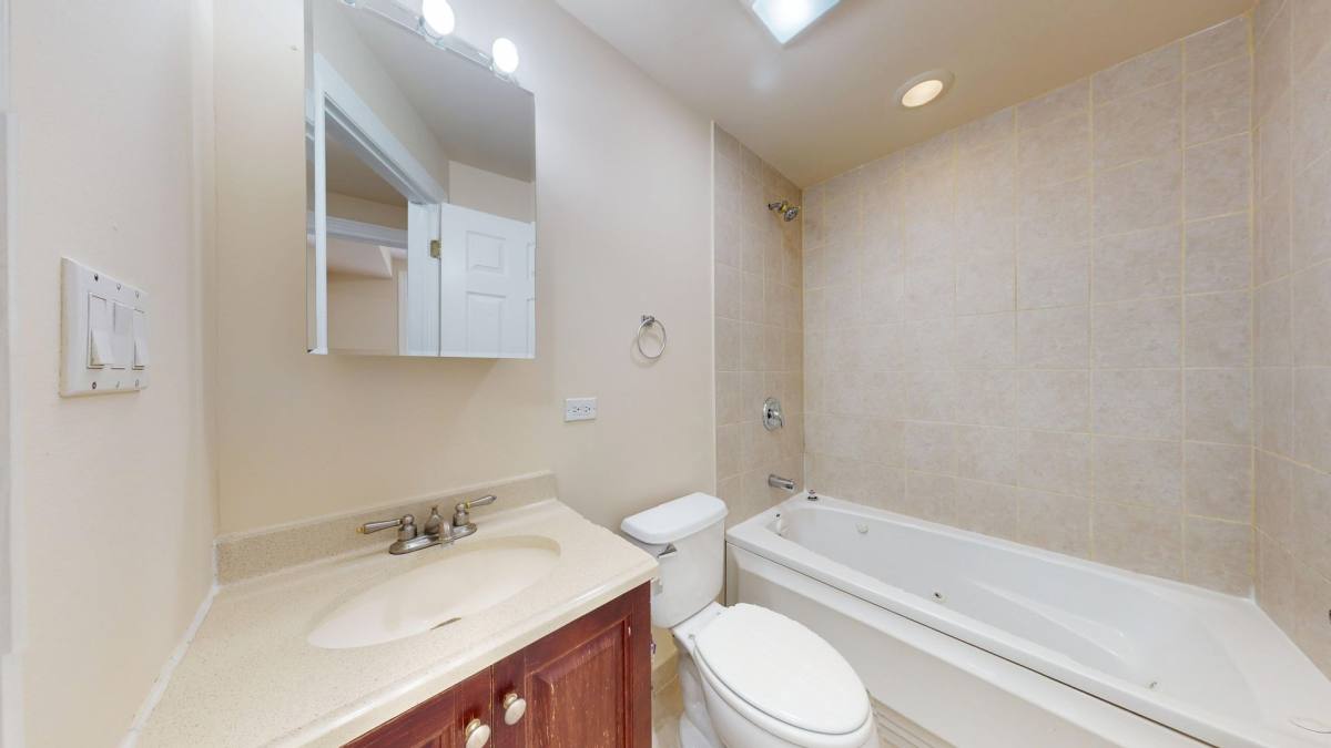 Apartment for rent at 3508 W Cortland, Chicago, IL 60647
