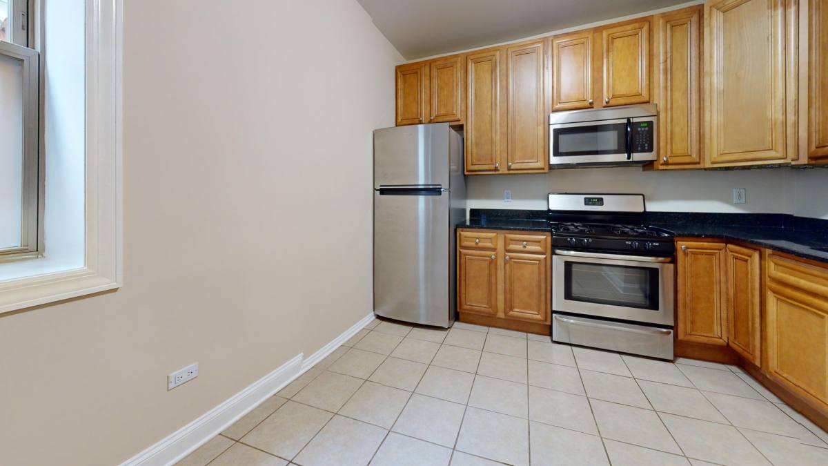 Apartment for rent at 3508 W Cortland, Chicago, IL 60647
