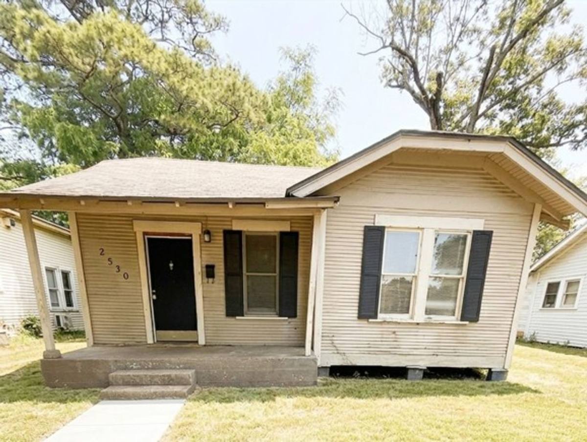 House for rent at 2530 Pierce, Beaumont, TX 77703