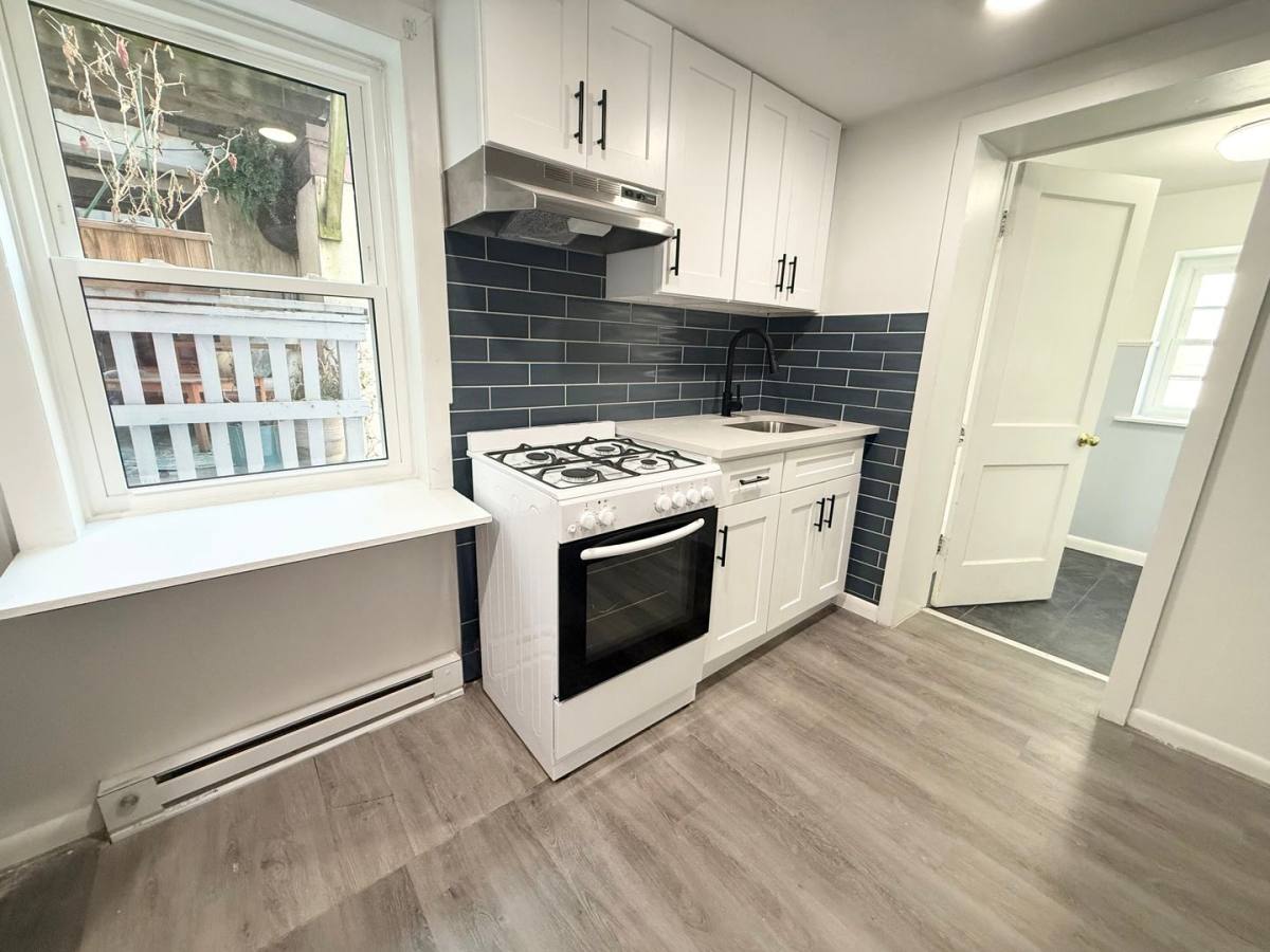 Apartment for rent at 713 S 2nd St, Philadelphia, PA 19147