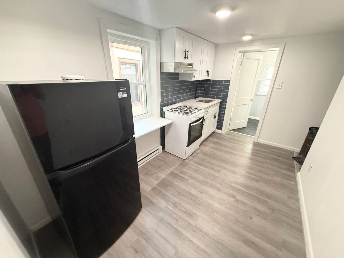 Apartment for rent at 713 S 2nd St, Philadelphia, PA 19147