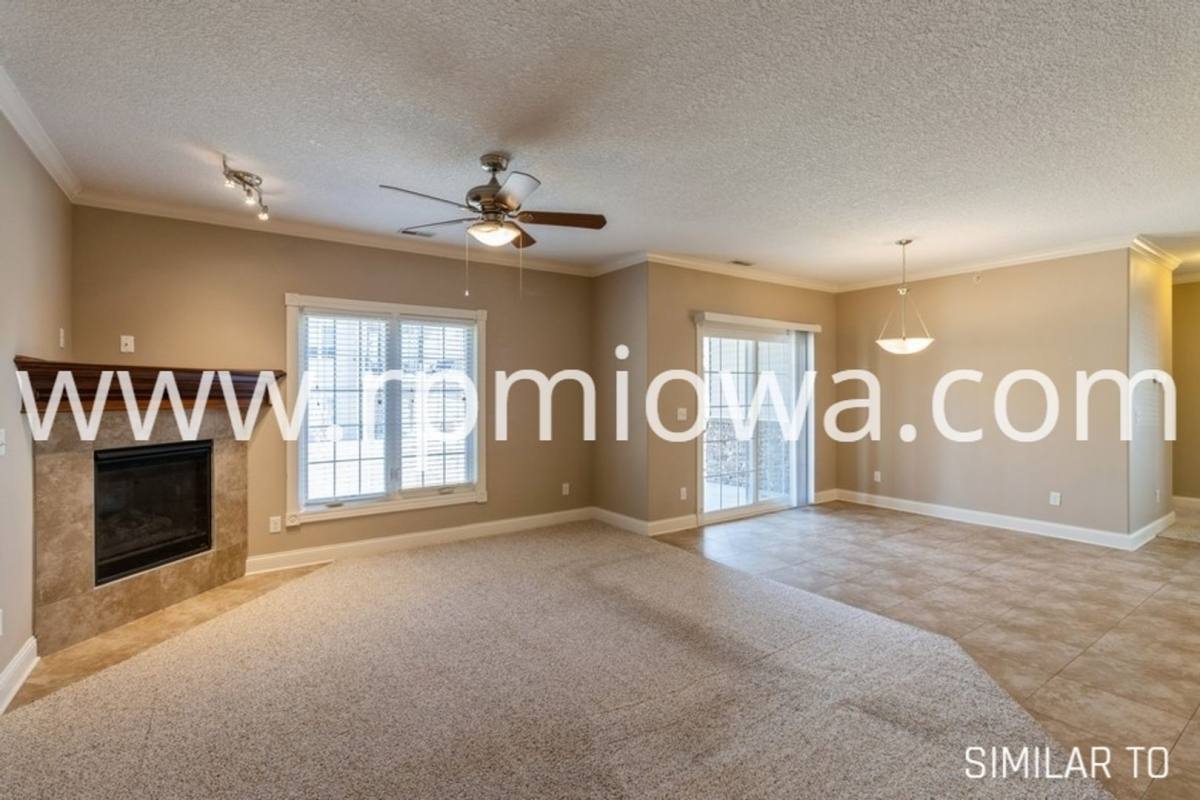 Apartment for rent at 14115 Airline Ave, Urbandale, IA 50323