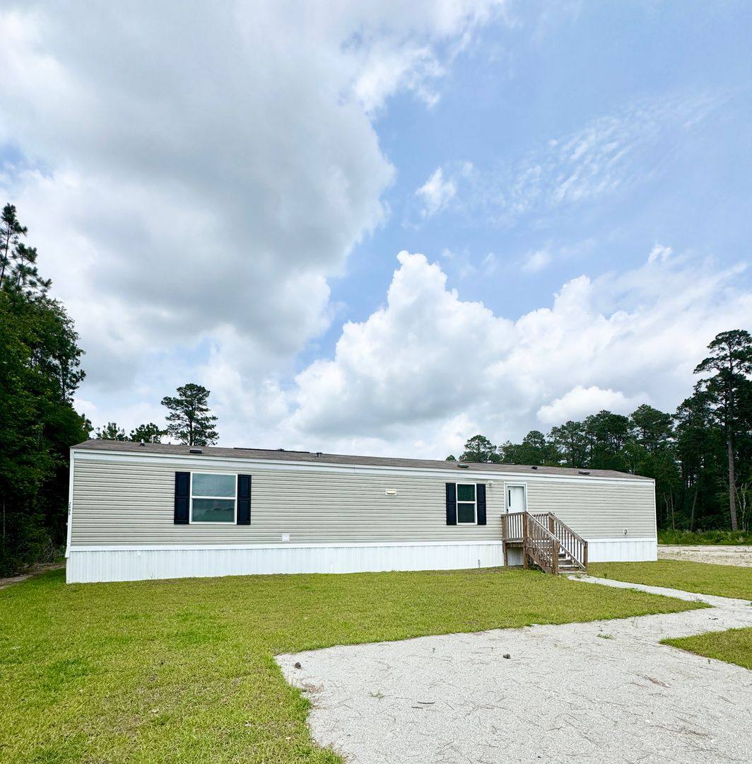 House for rent at 2494 Newton Rd, Aynor, SC 29511