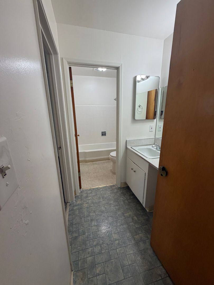 Apartment for rent at 2417 26th St, Sacramento, CA 95818