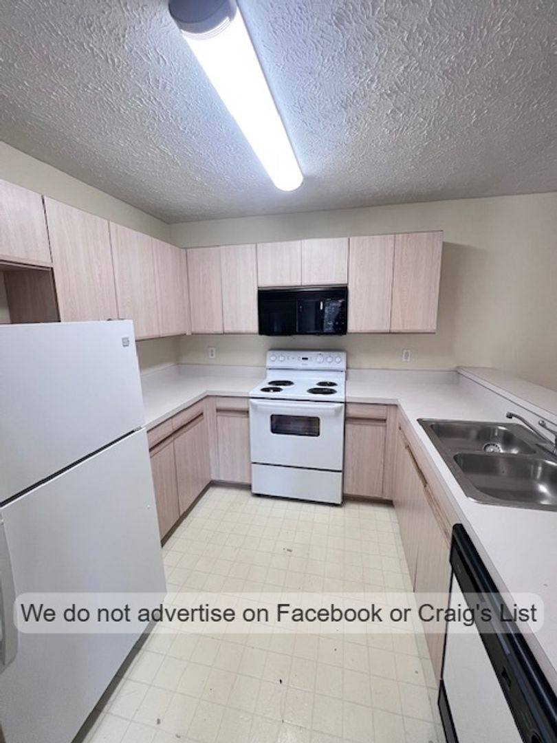 Apartment for rent at 1836 Sardonyx Rd, Fayetteville, NC 28303