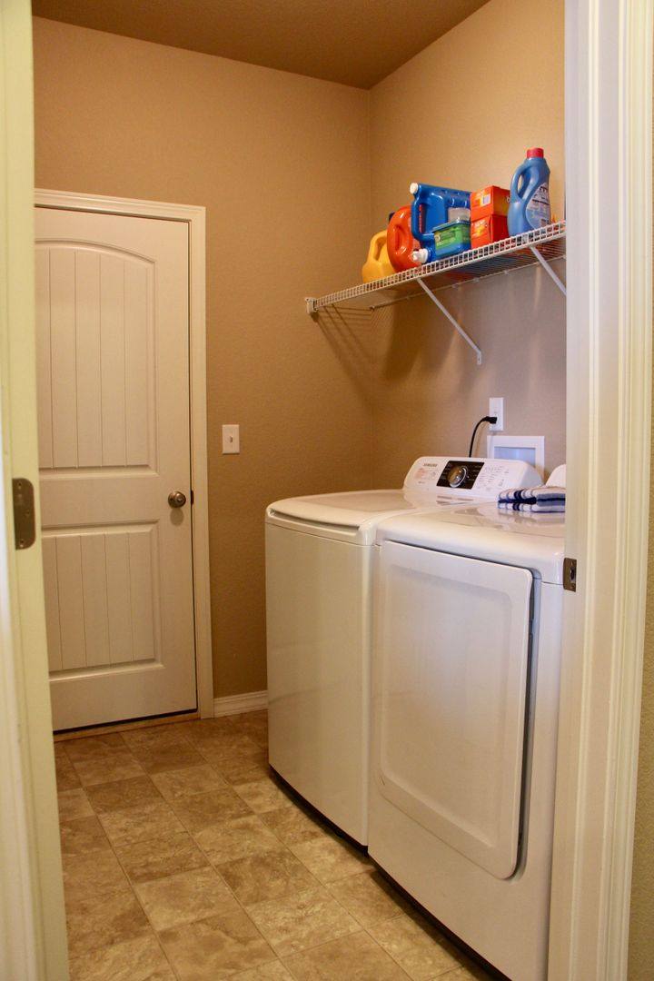 House for rent at 5942 Finglass Dr, Colorado Springs, CO 80923
