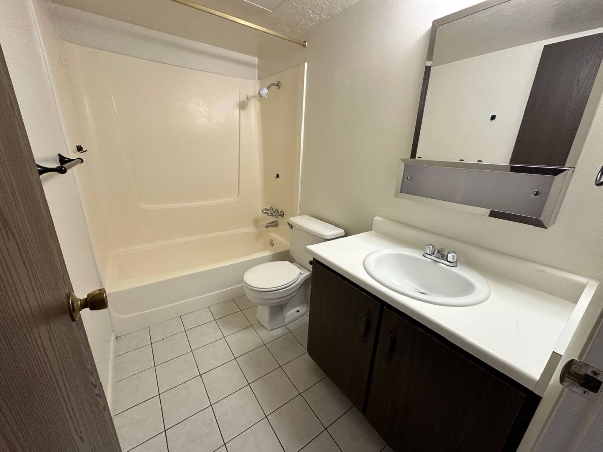 Apartment for rent at 929 E 3745 S, Salt Lake City, UT 84106