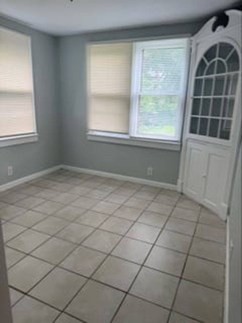 House for rent at 6626 College Ave, Kansas City, MO 64132