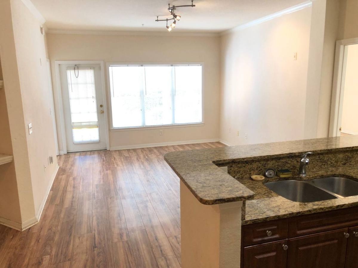 Apartment for rent at 3589 Conroy Rd, Orlando, FL 32839