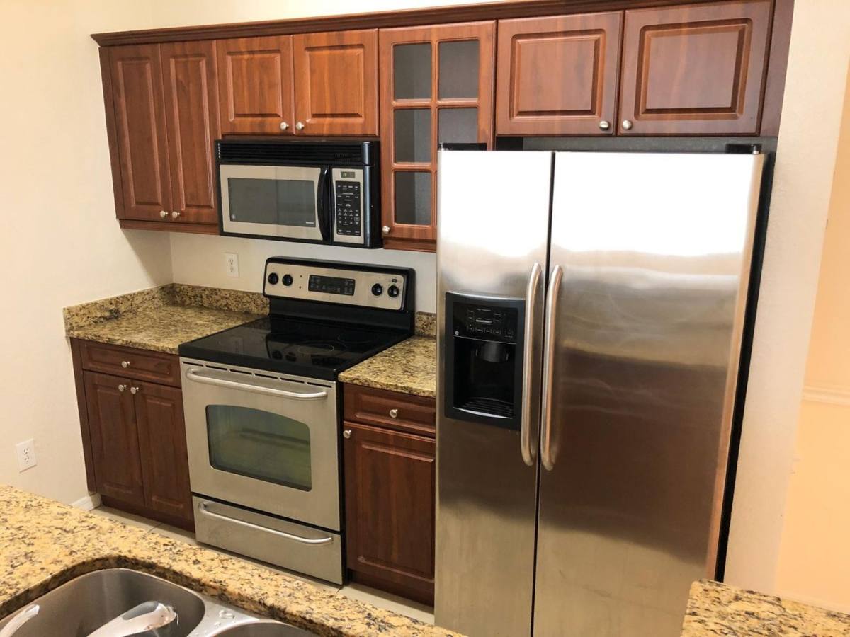 Apartment for rent at 3589 Conroy Rd, Orlando, FL 32839