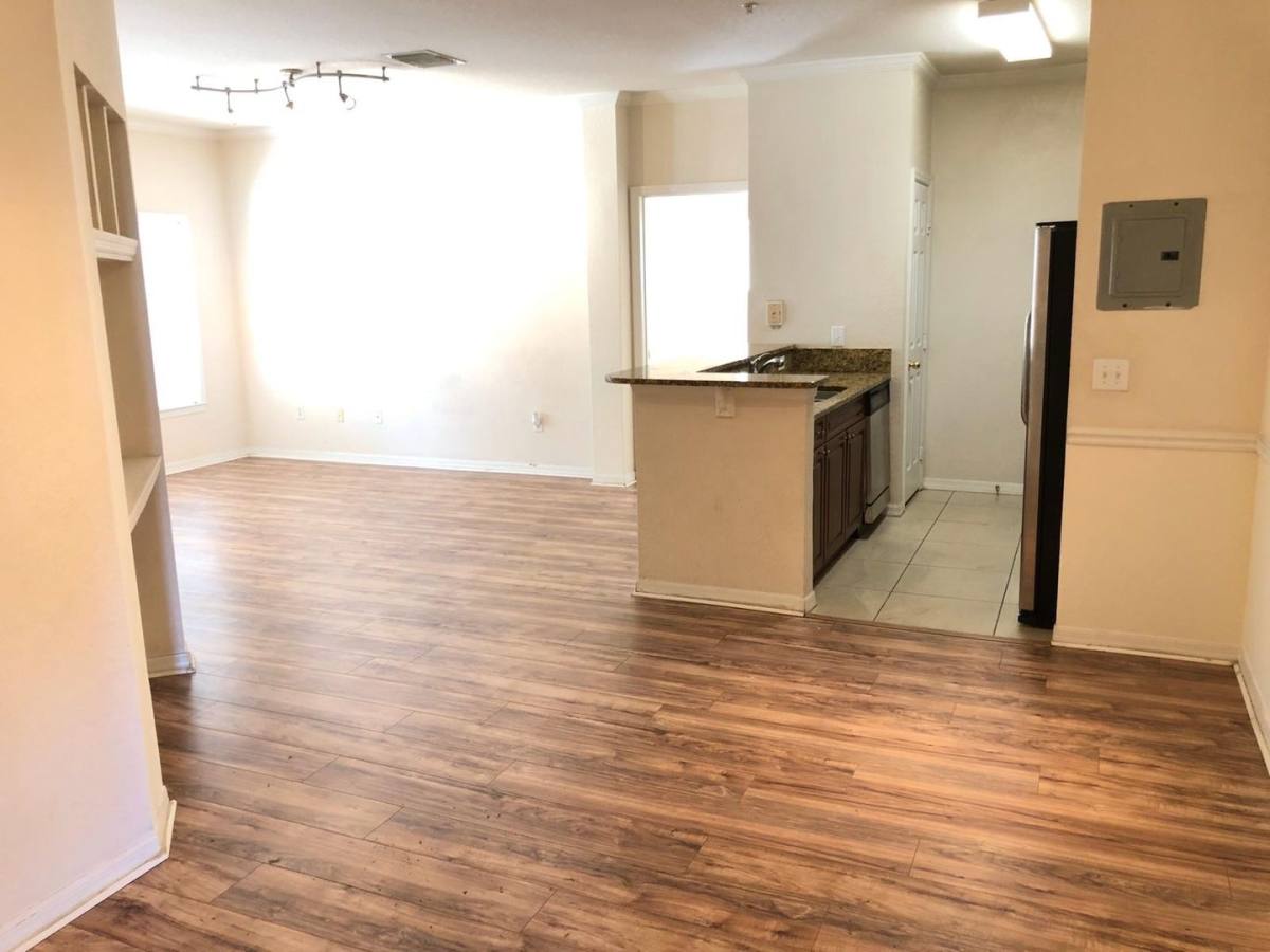 Apartment for rent at 3589 Conroy Rd, Orlando, FL 32839