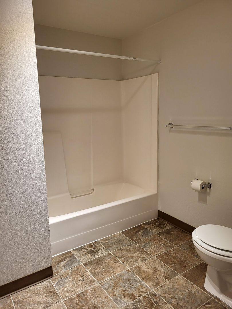 Apartment for rent at 1813 Drexler Lane NE, Salem, OR 97303