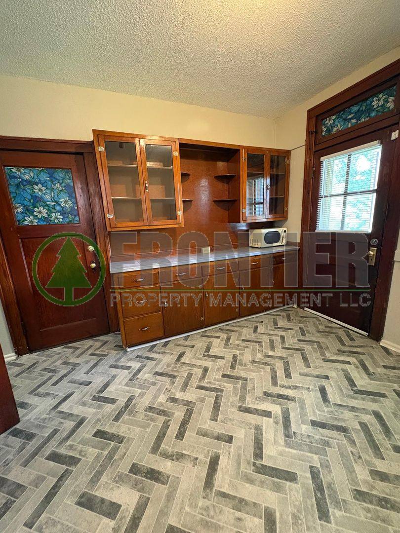 Apartment for rent at 4759-61 Alaska Ave, Saint Louis, MO 63111