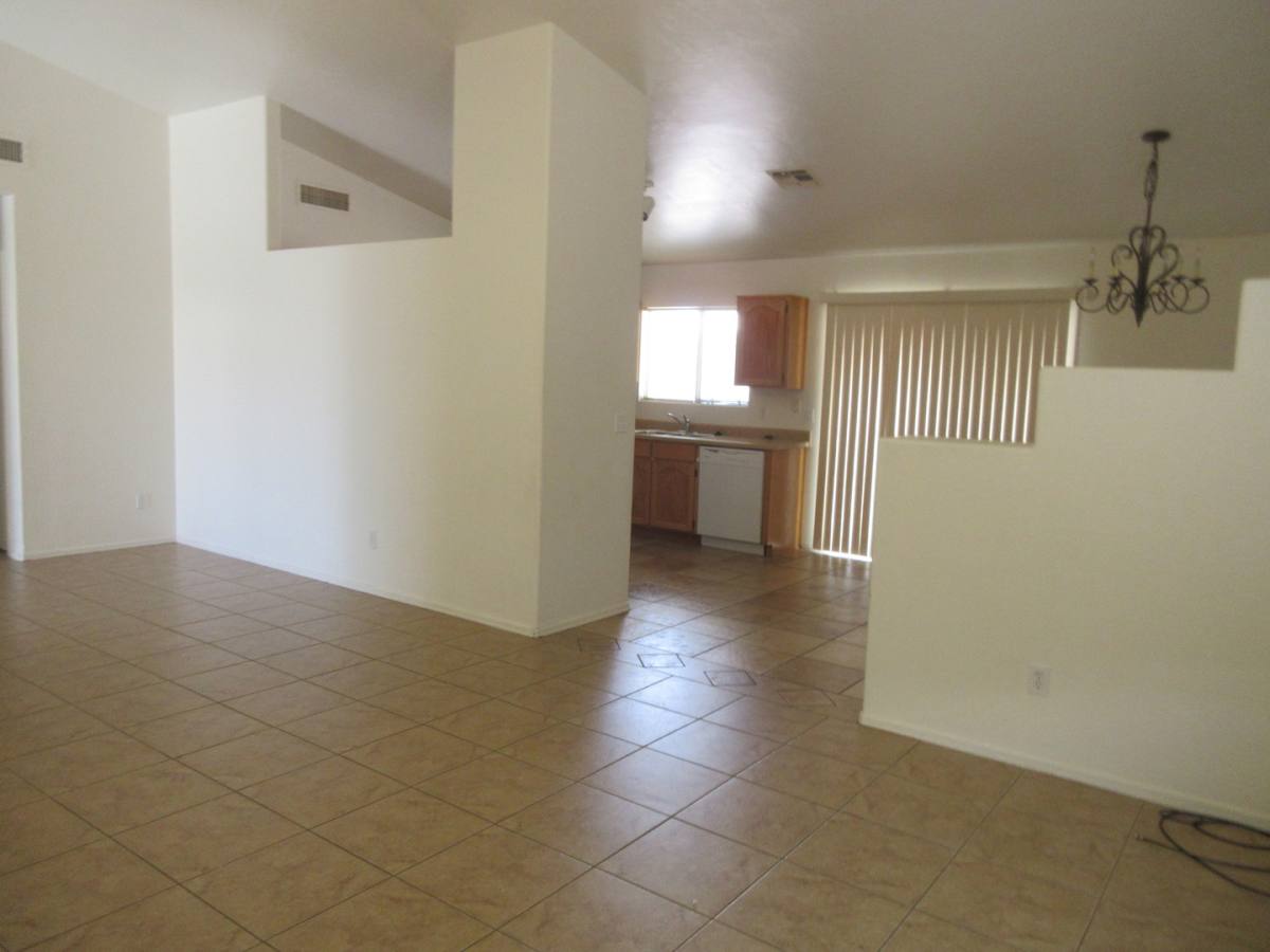 House for rent at 1737 W Corte De Cajamarca, Sahuarita, AZ 85629