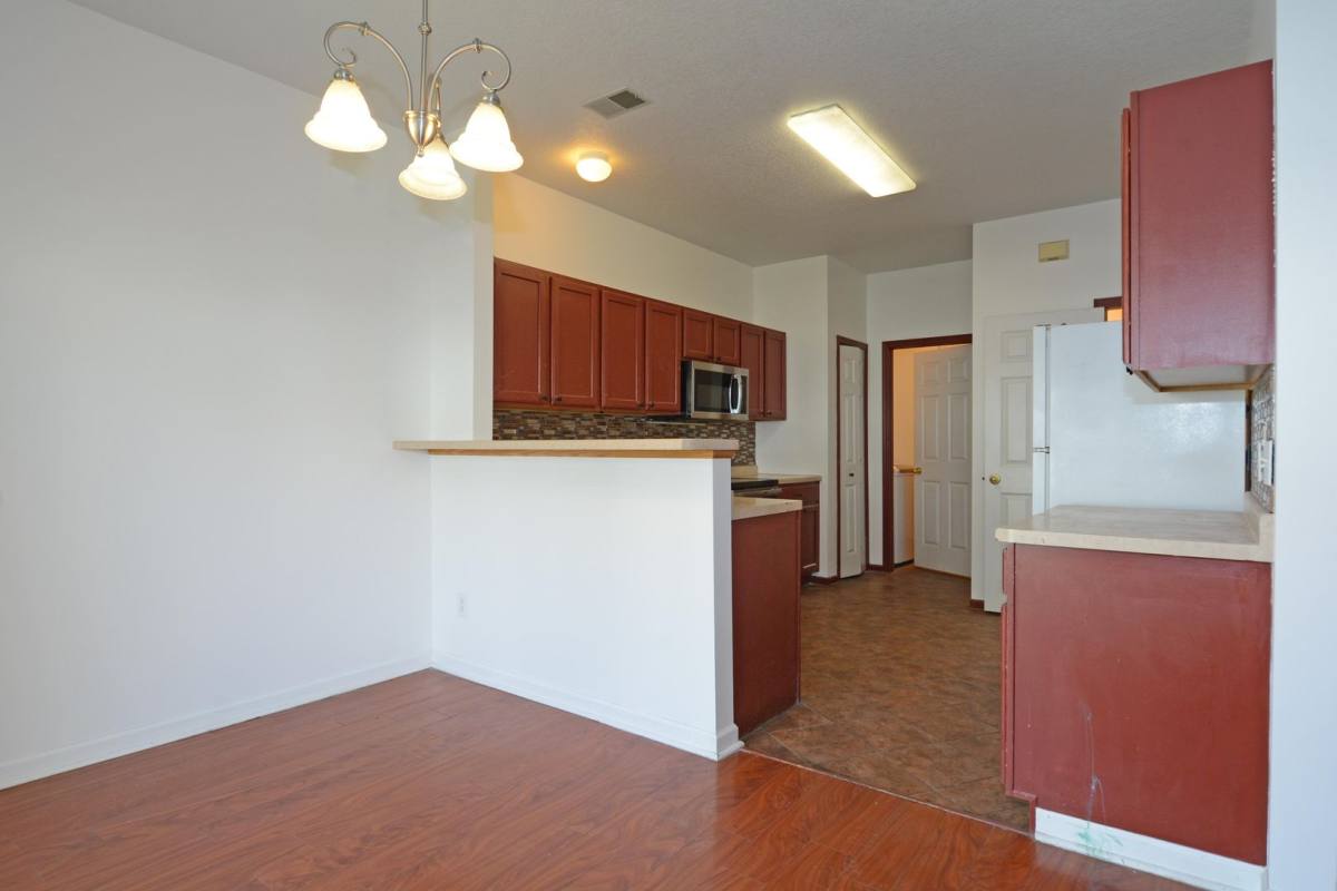 Townhouse for rent at 1475 Yorkshire Lane, Shakopee, MN 55379