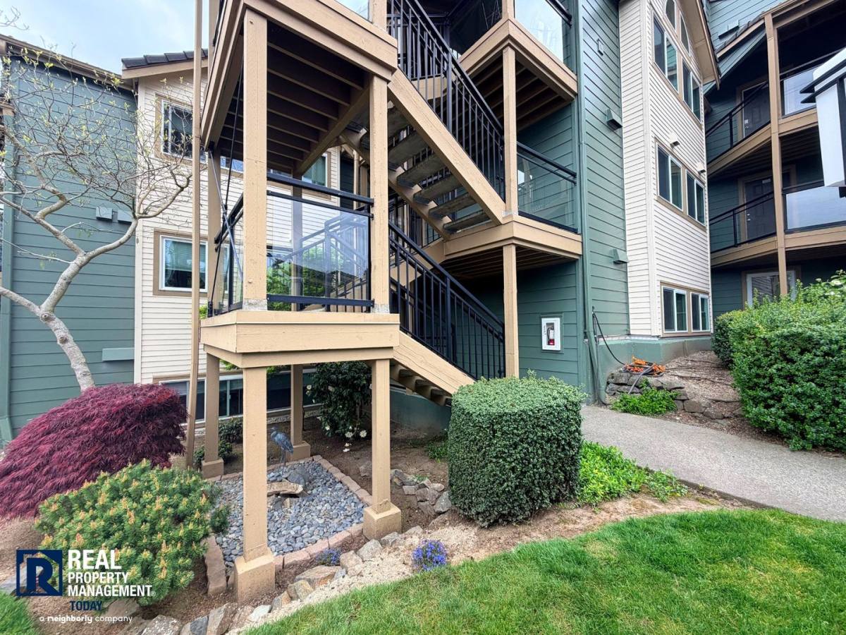 Condo for rent at 3008 N Narrows Dr, Tacoma, WA 98407
