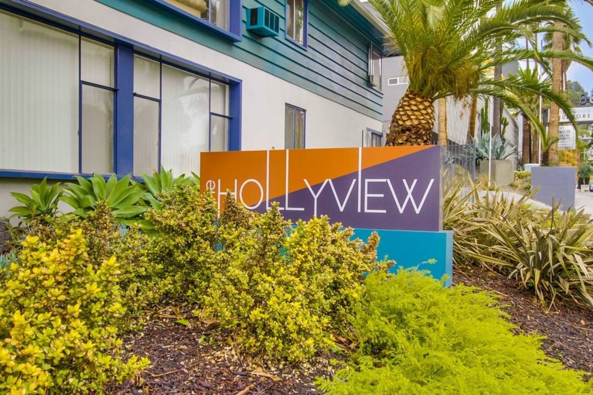 Apartment for rent at 1737 N Orange Dr, Los Angeles, CA 90028