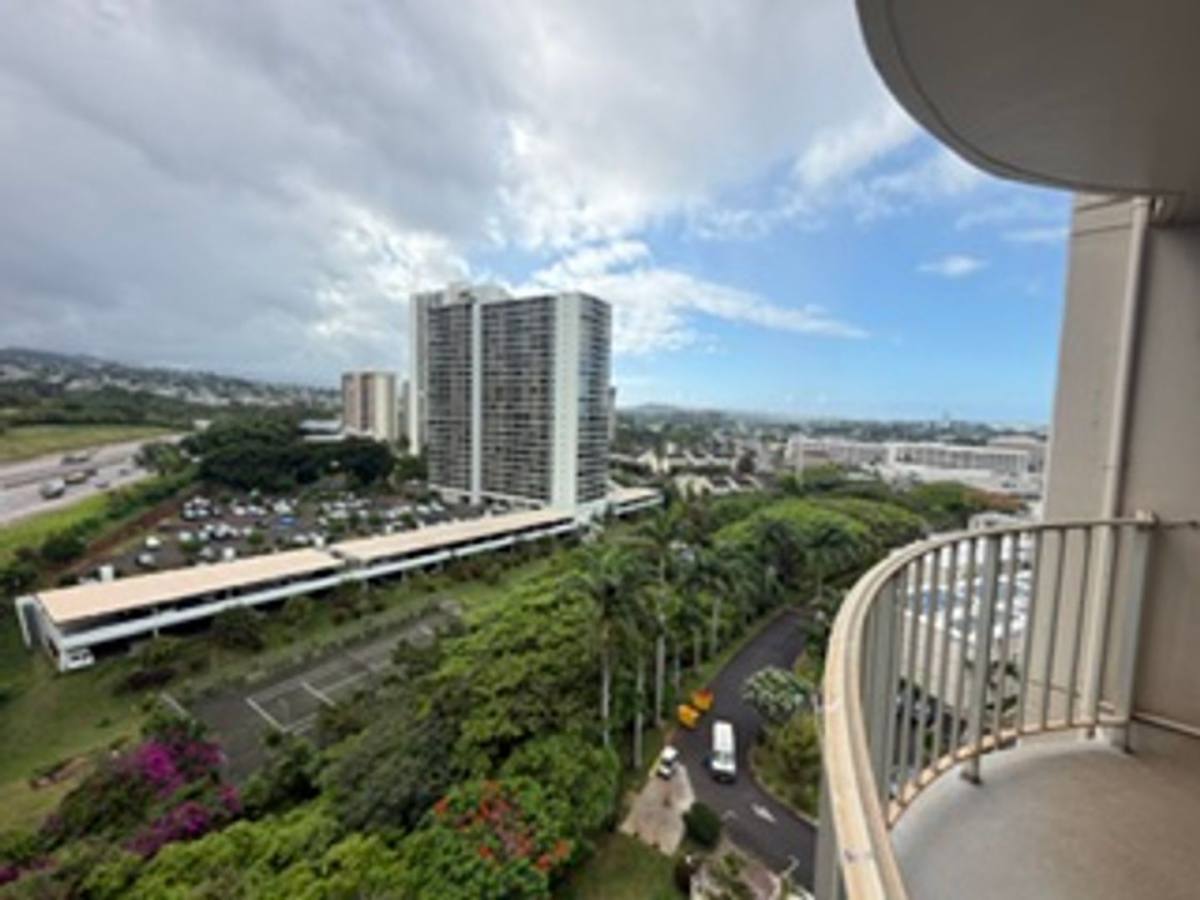 Condo for rent at 98-1038 Moanalua Rd, Aiea, HI 96701
