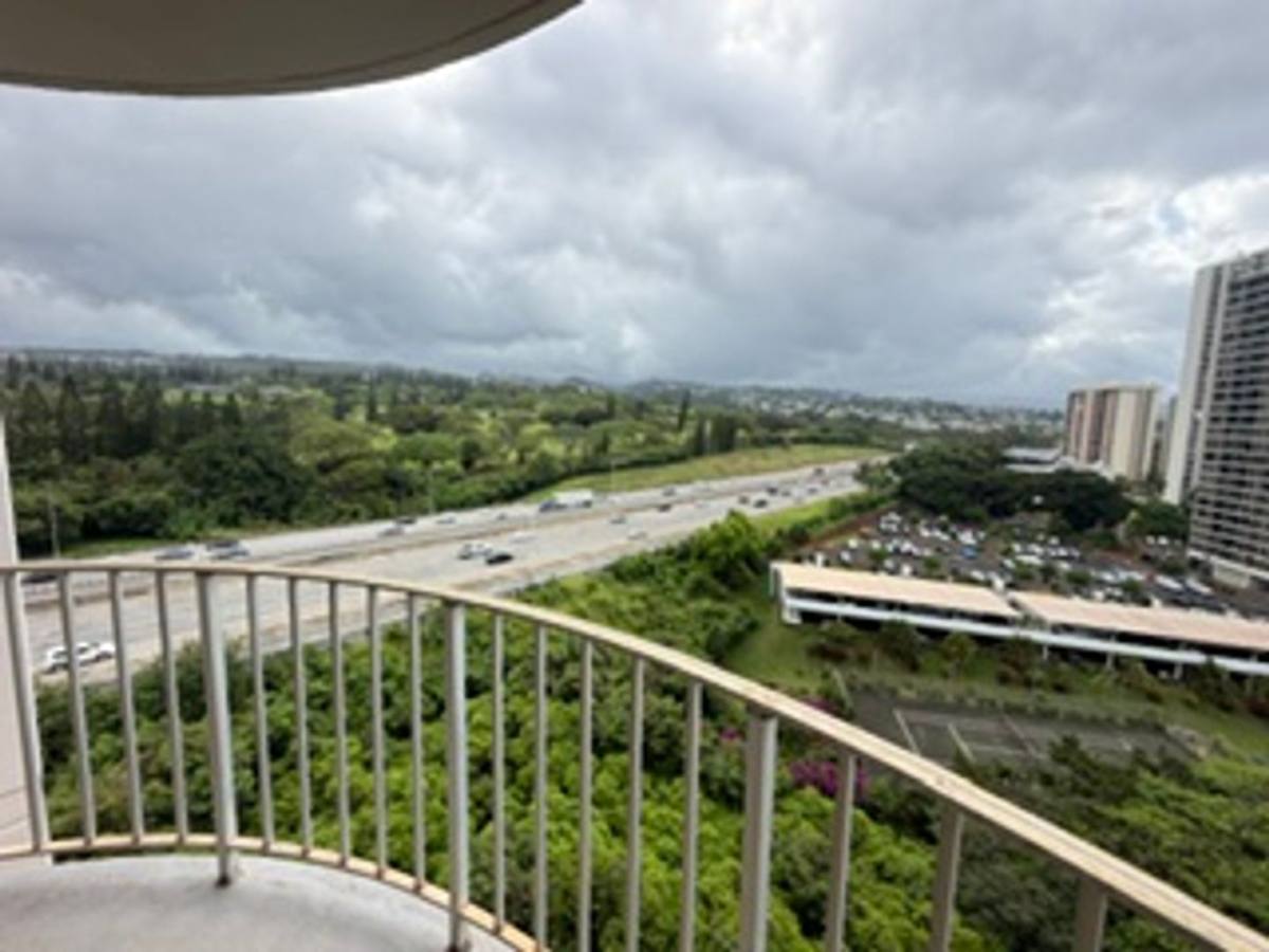 Condo for rent at 98-1038 Moanalua Rd, Aiea, HI 96701