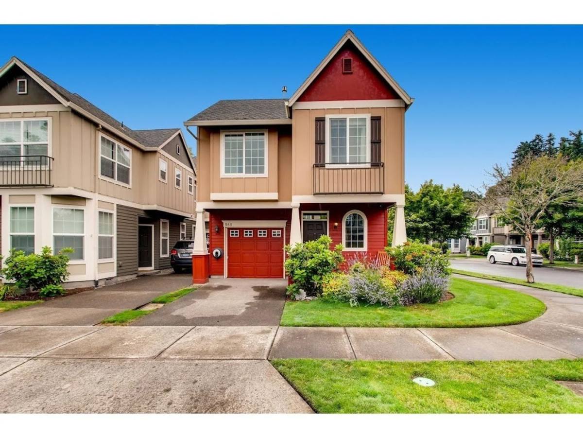 House for rent at 903 SE Elina Ave, Hillsboro, OR 97123
