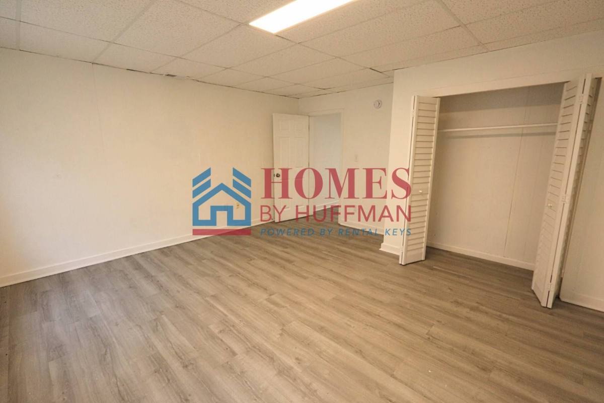 Apartment for rent at 309 E Virginia St, Evansville, IN 47711
