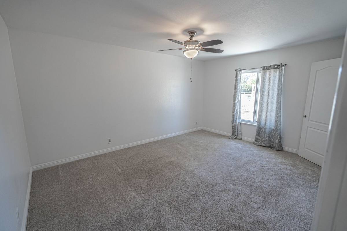 House for rent at 33440 Overland Trail, Santa Clarita, CA 91390